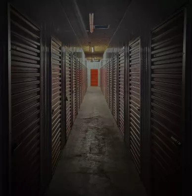 Storage warehouse